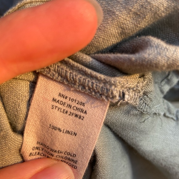 Linen Pocket Tunic Sage Soft Surroundings Collar Pearl Button - Picture 9 of 10